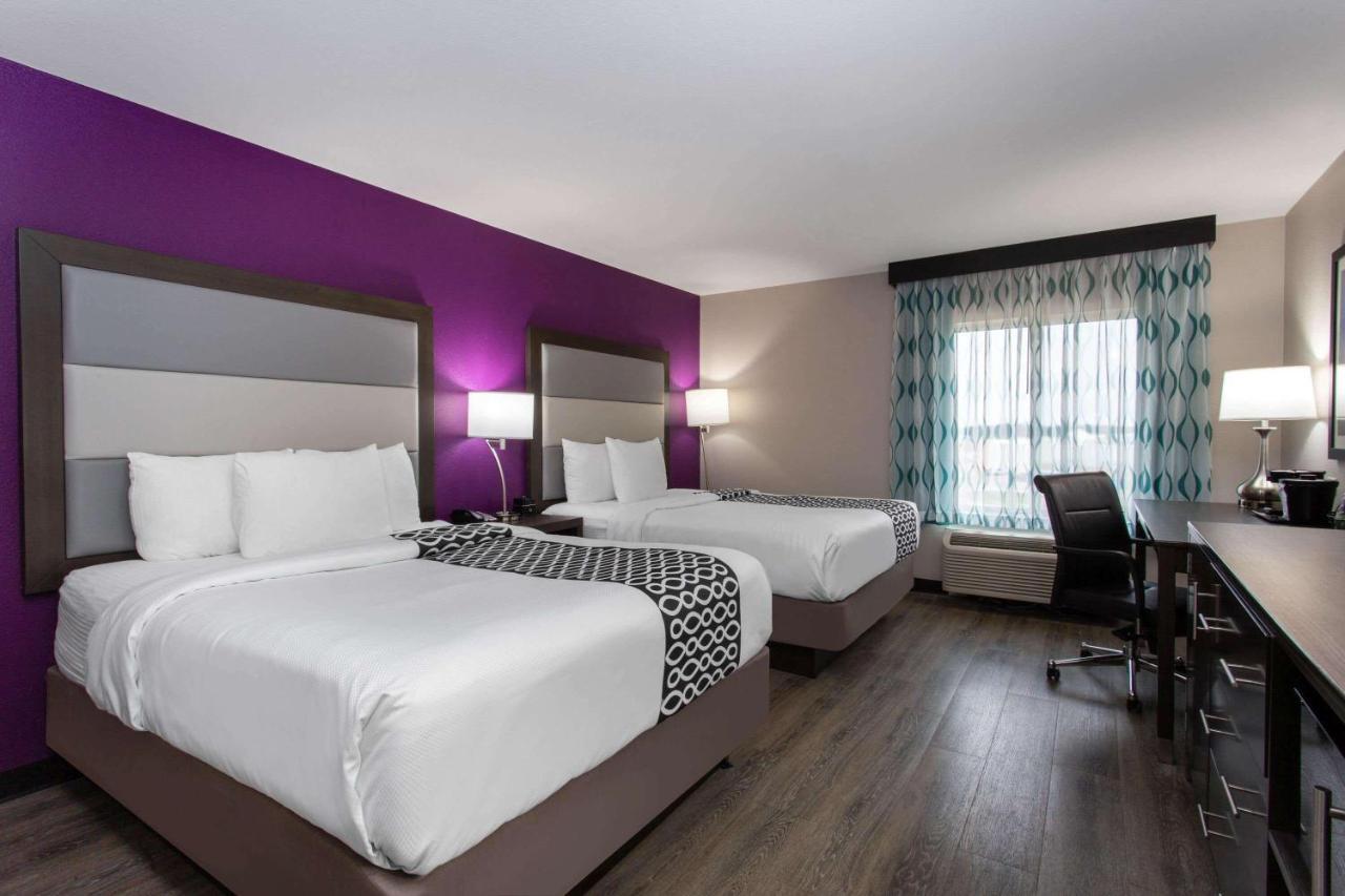 La Quinta By Wyndham Effingham Hotel Exterior photo