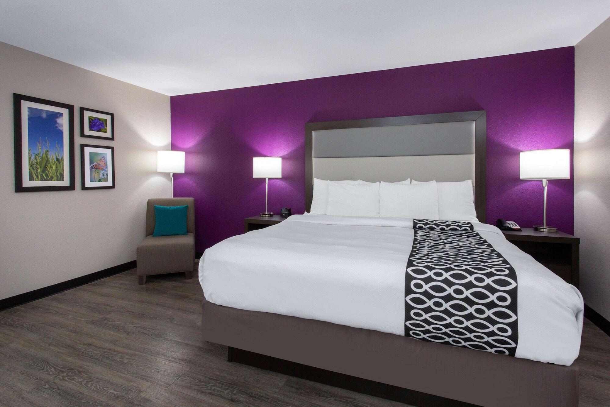 La Quinta By Wyndham Effingham Hotel Exterior photo