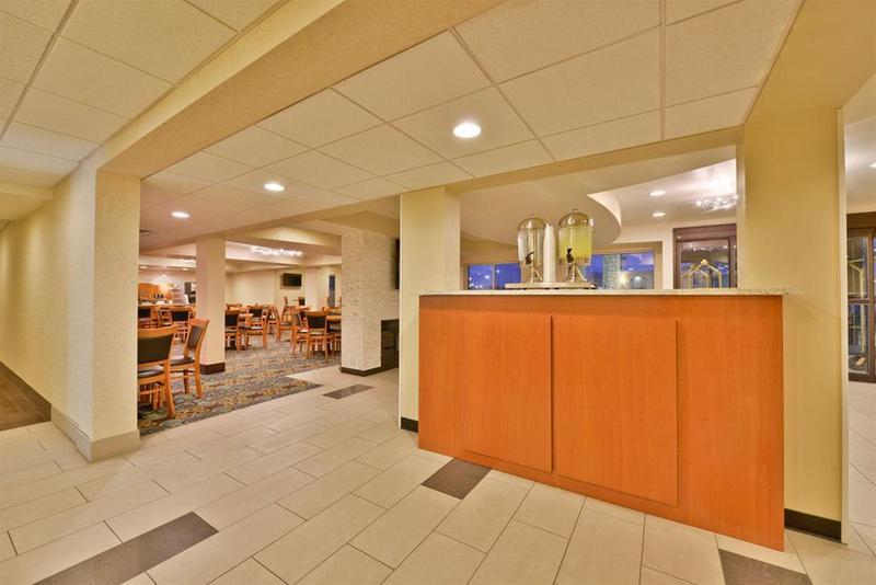 La Quinta By Wyndham Effingham Hotel Exterior photo